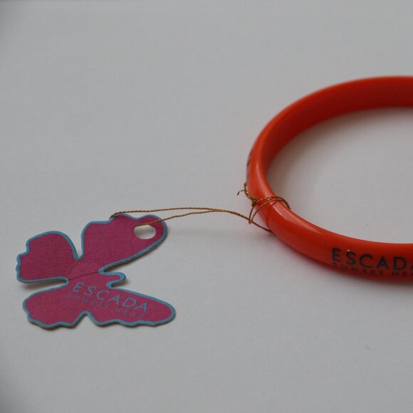 ESCADA Orange Plastic Bangle Bracelet Sunset Heat 3" New - Picture 4 of 4